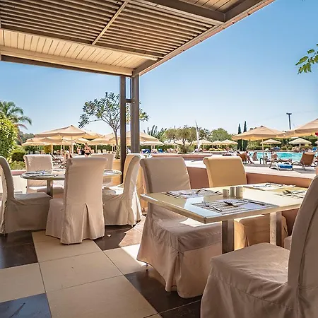 Utopia And Hotel 4*