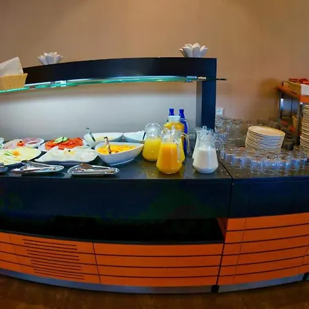 Hotel Utopia And
